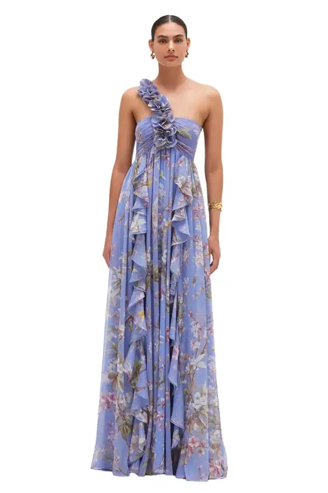 PatBo DELICATA FLOWER APPLIQUE GOWN