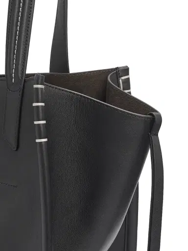 JW Anderson Men's Loafer Cabas Leather Bag | Thumbnail 6 JW Anderson Men's Loafer Cabas Leather Bag | Thumbnail 6