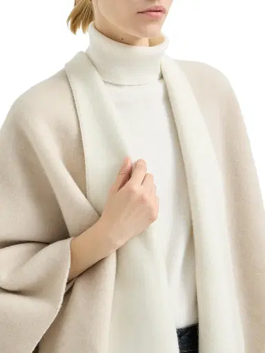 Brunello Cucinelli Women's Wool and Cashmere Reversible Double Knit Poncho - Panama | Thumbnail 5 Brunello Cucinelli Women's Wool and Cashmere Reversible Double Knit Poncho - Panama | Thumbnail 5