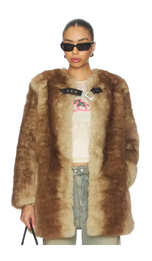 Petra Coat