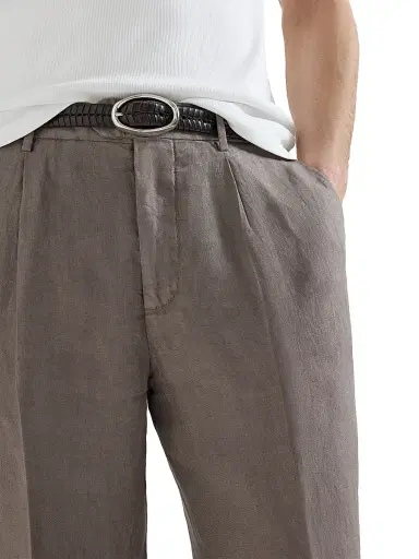 Brunello Cucinelli Men's Garment Dyed Trousers in Linen Gabardine with Pleats - Hazelnut - Size 52 | Thumbnail 5