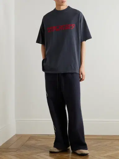 Fear of God Essentials 90s Oversized Logo-Print Cotton-Jersey T-Shirt - Men | Thumbnail 2 Fear of God Essentials 90s Oversized Logo-Print Cotton-Jersey T-Shirt - Men | Thumbnail 2