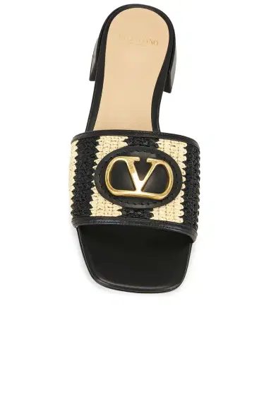 Valentino Garavani VLogo Signature Slide | Thumbnail 4 Valentino Garavani VLogo Signature Slide | Thumbnail 4