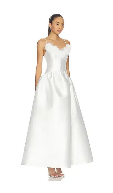Elliatt Tula Gown | Thumbnail 2