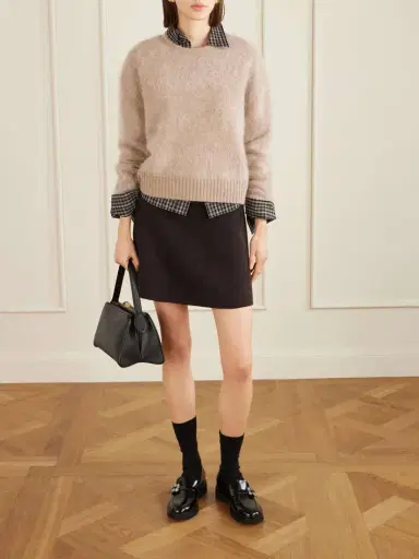 Roger Vivier Viv Embellished Glossed-leather Loafers | Thumbnail 4 Roger Vivier Viv Embellished Glossed-leather Loafers | Thumbnail 4