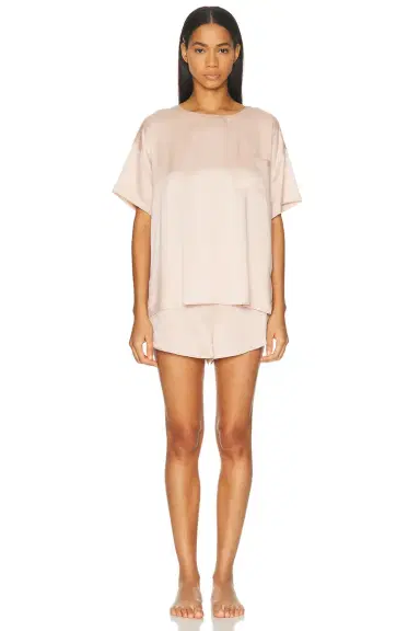 Lunya Washable Silk Tee Short Pajama Set | Thumbnail 2 Lunya Washable Silk Tee Short Pajama Set | Thumbnail 2