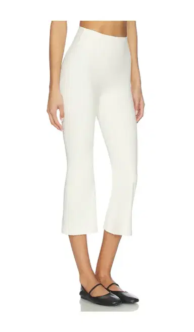 437 The Perfect Capri Pants | Thumbnail 2 437 The Perfect Capri Pants | Thumbnail 2