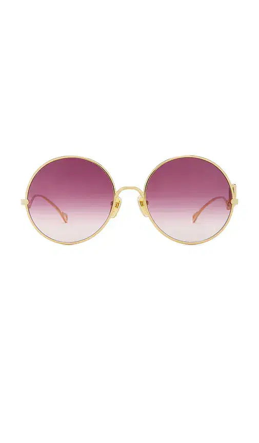 Chloe Chlo? Iconic Sunglasses