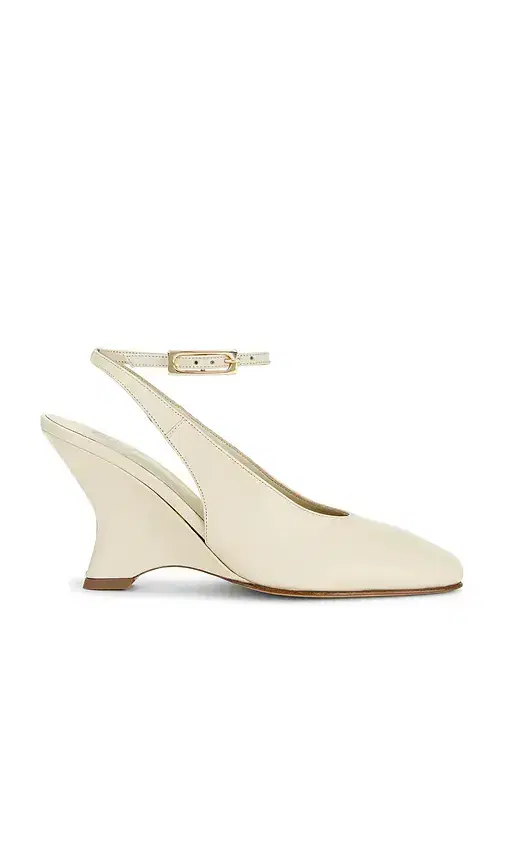 Valerie Pump