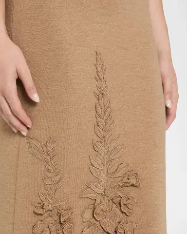 Oscar de la Renta Foxglove Embroidered Short-Sleeve Knit Maxi Dress | Thumbnail 9