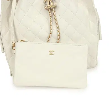Chanel Chanel Medium 25 Hobo Bag White Caviar Antique Gold Hardware | Thumbnail 8