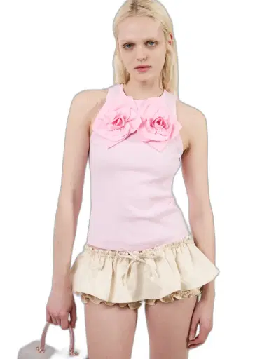 Aknvas The Camille flower tank in | Thumbnail 1