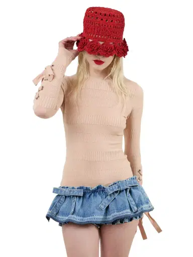 Aknvas The Cass raffia bucket hat in wine | Thumbnail 1
