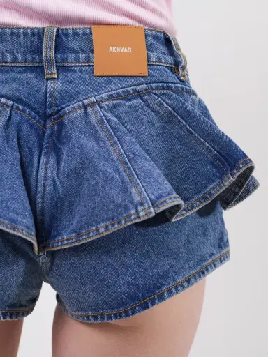 Aknvas The Riley denim shorts | Thumbnail 3
