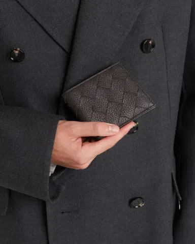 Bottega Veneta Men's Intrecciato Bi-Fold Wallet | Thumbnail 2 Bottega Veneta Men's Intrecciato Bi-Fold Wallet | Thumbnail 2