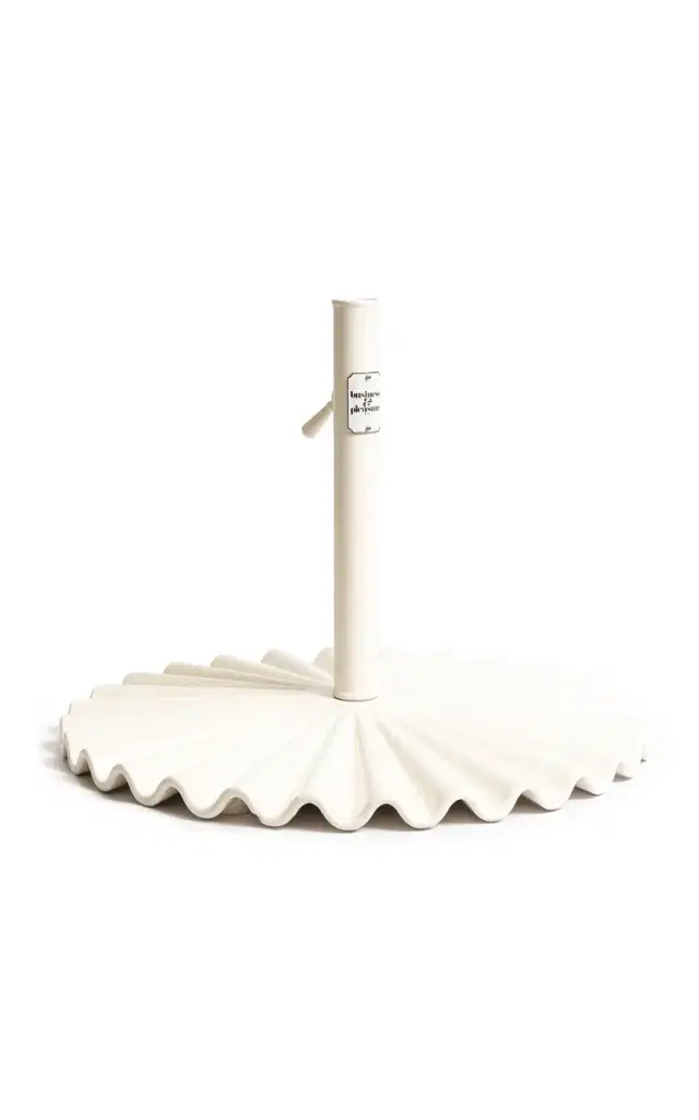 Business & Pleasure The Clamshell Base - White