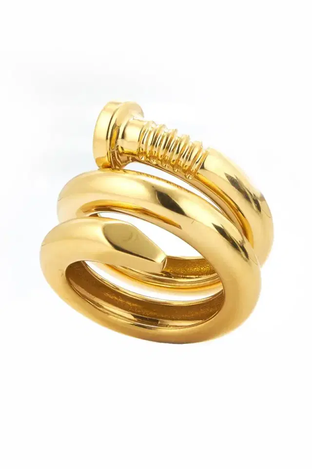 Nail Ring