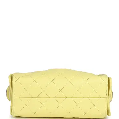 Chanel Chanel Mini 25 Hobo Bag Light Yellow Caviar Antique Gold Hardware | Thumbnail 7 Chanel Chanel Mini 25 Hobo Bag Light Yellow Caviar Antique Gold Hardware | Thumbnail 7