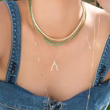 Jennifer Meyer Graduated Emerald Tennis Necklace | Thumbnail 4 Jennifer Meyer Graduated Emerald Tennis Necklace | Thumbnail 4
