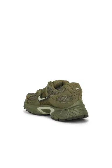 Nike V5 RNR Sneaker | Thumbnail 3 Nike V5 RNR Sneaker | Thumbnail 3