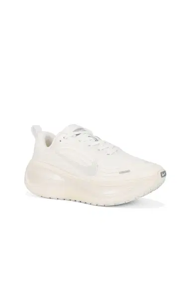 Nike Road Running Sneaker | Thumbnail 2
