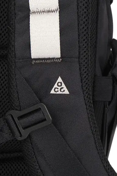 Nike Backpack (25L) | Thumbnail 7 Nike Backpack (25L) | Thumbnail 7