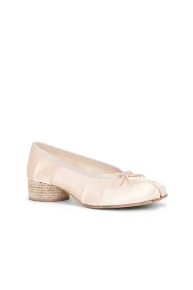 Maison Margiela Tabi Ballerina Pump | Thumbnail 2 Maison Margiela Tabi Ballerina Pump | Thumbnail 2