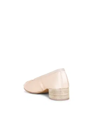 Maison Margiela Tabi Ballerina Pump | Thumbnail 3 Maison Margiela Tabi Ballerina Pump | Thumbnail 3