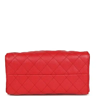 Chanel Chanel Small 25 Hobo Bag Dark Red Caviar Antique Gold Hardware | Thumbnail 6 Chanel Chanel Small 25 Hobo Bag Dark Red Caviar Antique Gold Hardware | Thumbnail 6