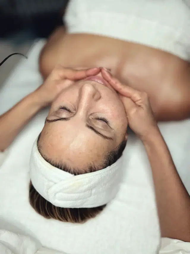 Macrene Actives High Performance Lymphatic Massage