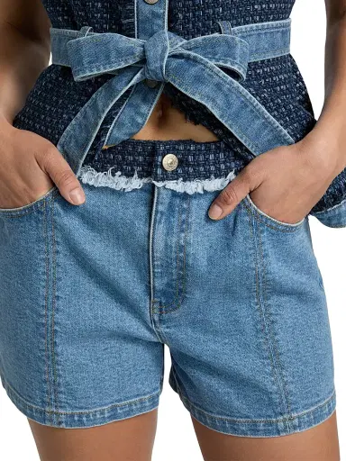 Cinq à Sept Women's Vinny Raw-Edge Denim Shorts - Blue Haze Indigo Multi - Size 16 | Thumbnail 6