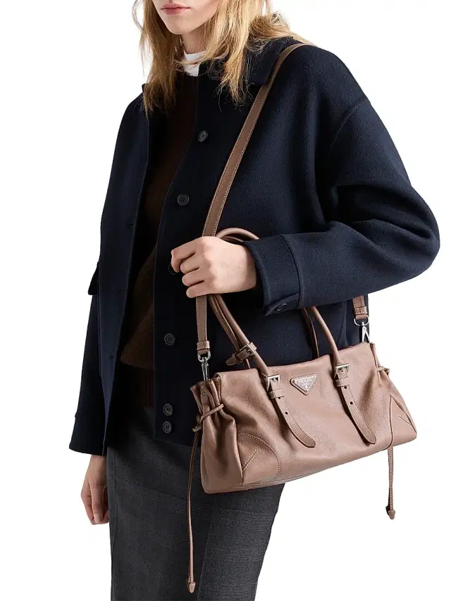 Women's  Antiqued Leather Shoulder Bag - Brown