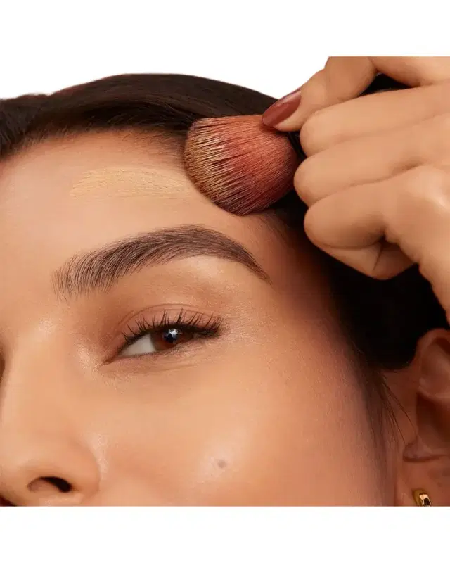 Full-Coverage Face Brush
