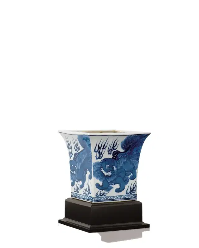 Port 68 Chow Square Planter with Stand