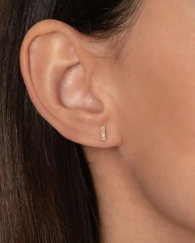 14k Gold Diamond 0.06ct Bar Stud Earrings