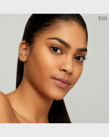 Cle de Peau Beaute Radiant Fluid Foundation Natural SPF 25, 1.1 oz. | Thumbnail 3