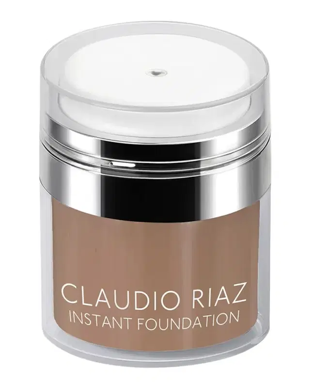 Claudio Riaz Instant Foundation