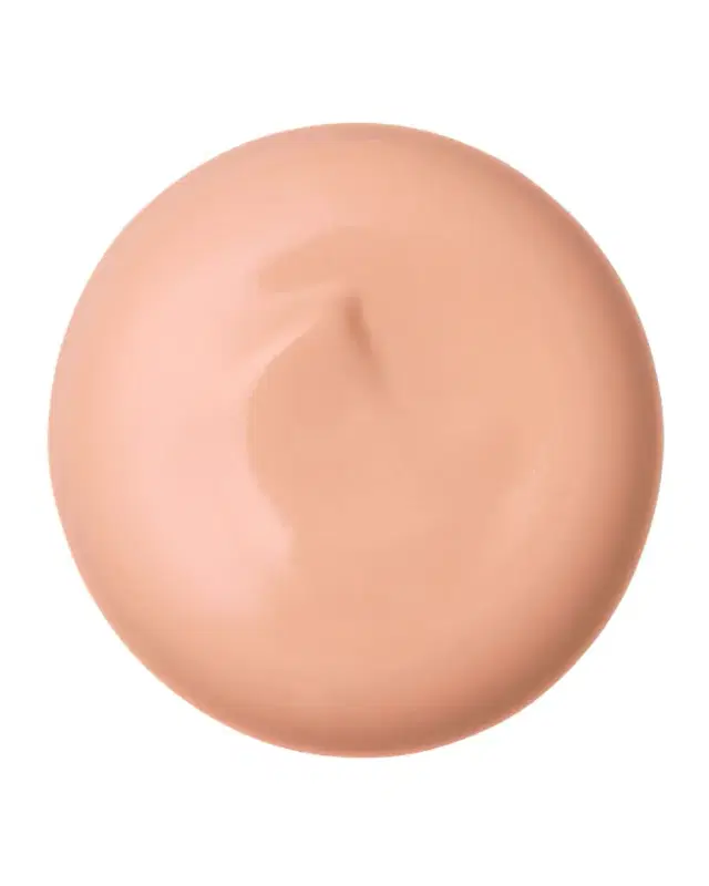 CLÉ DE PEAU BEAUTÉ Radiant Cream Foundation SPF 25