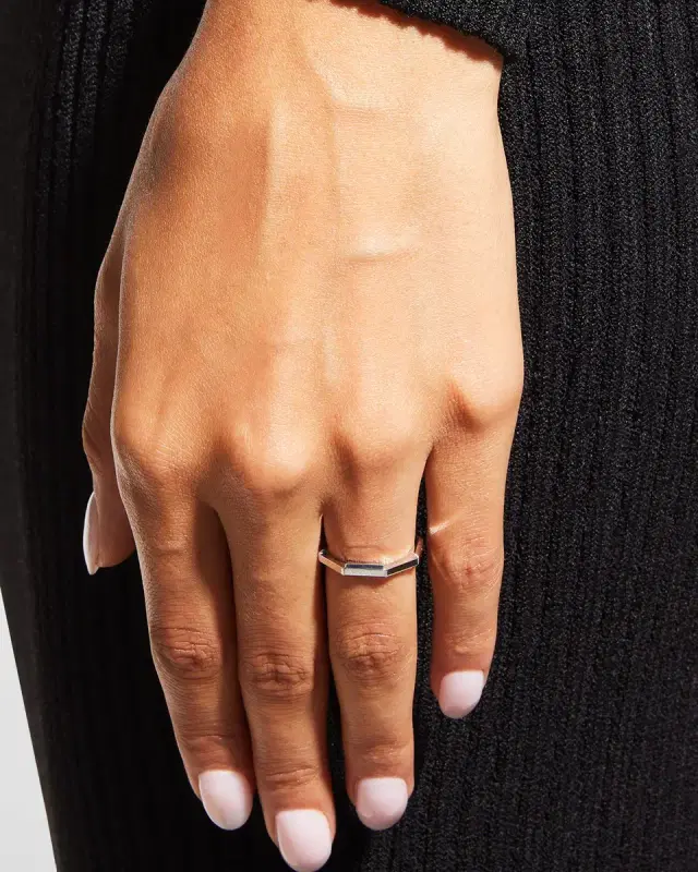 Link to Love Ring in White Gold, Size 6.5 and 7.25