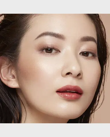 CLÉ DE PEAU BEAUTÉ 1 oz. The Luminizing Face Enhancer | Thumbnail 3 CLÉ DE PEAU BEAUTÉ 1 oz. The Luminizing Face Enhancer | Thumbnail 3
