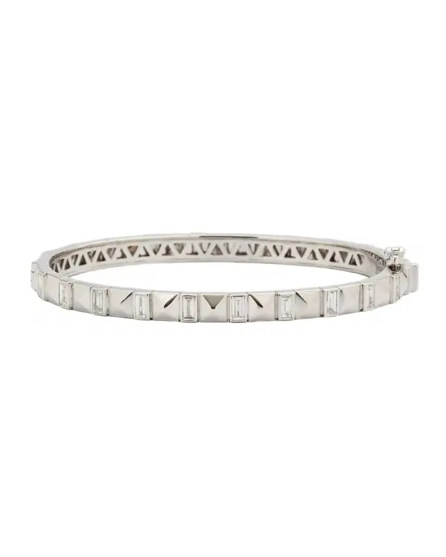 18K White Gold Baguette Diamond Pyramid Bangle, Size 17cm
