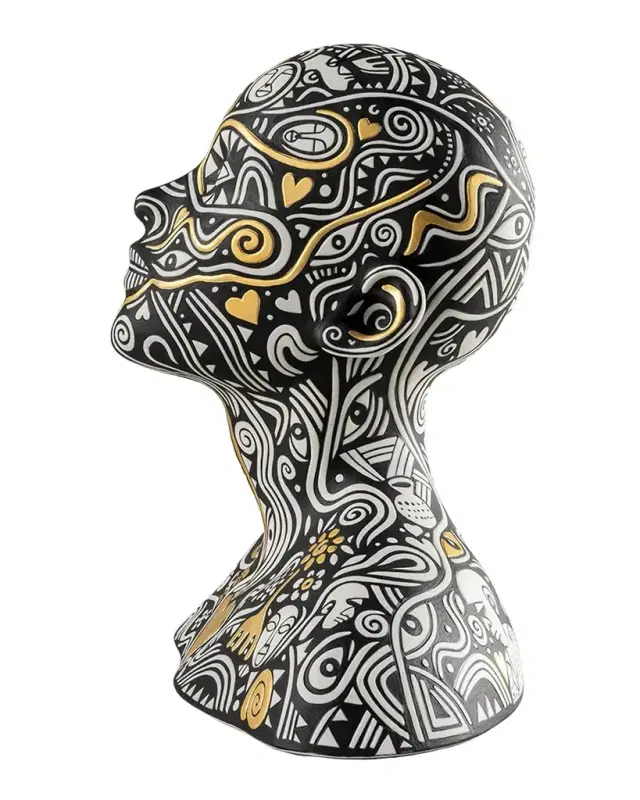 Lladro "The Dreamer" Bust by Laolu