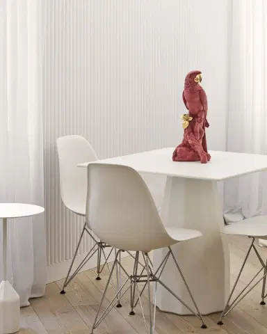 Lladro Macaw Bird Sculpture | Thumbnail 5