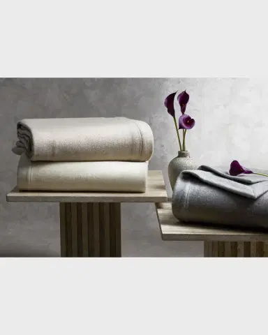 Matouk Venus Cashmere Blanket, KING | Thumbnail 4 Matouk Venus Cashmere Blanket, KING | Thumbnail 4