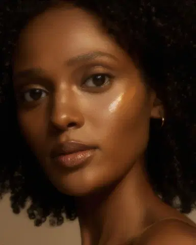 CLÉ DE PEAU BEAUTÉ The Foundation, SPF 22, 1 oz. | Thumbnail 7 CLÉ DE PEAU BEAUTÉ The Foundation, SPF 22, 1 oz. | Thumbnail 7