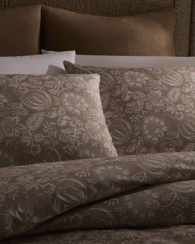 Matouk x Schumacher Granada Standard Sham | Thumbnail 2 Matouk x Schumacher Granada Standard Sham | Thumbnail 2