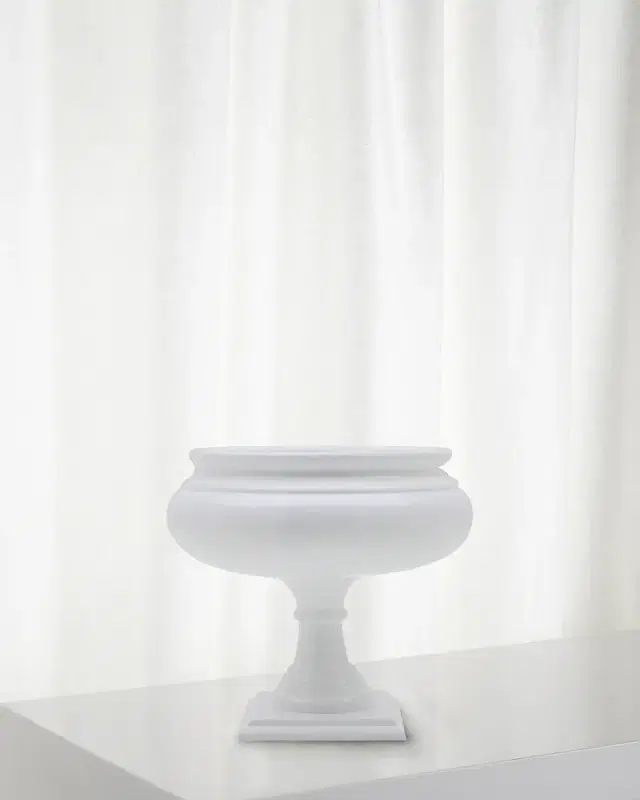 Winward Home Footed Short Roman Planter