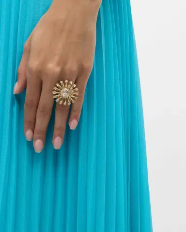 Harwell Godfrey 18K Yellow Gold Chubby Sunflower Diamond Ring, Size 6 | Thumbnail 1 Harwell Godfrey 18K Yellow Gold Chubby Sunflower Diamond Ring, Size 6 | Thumbnail 1