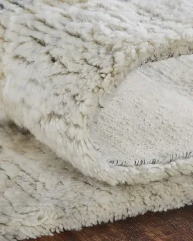 Haven & Loom Ivanna Hand-Knotted Rug | Thumbnail 6 Haven & Loom Ivanna Hand-Knotted Rug | Thumbnail 6