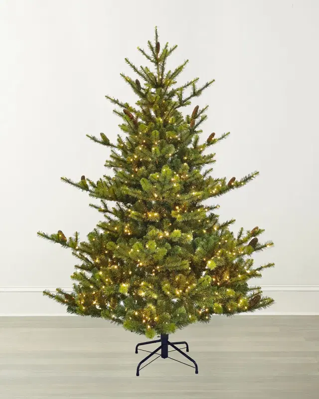Winward Home Deluxe Village Mix Pine 7.5 ' Pre-Lit Christmas Tree